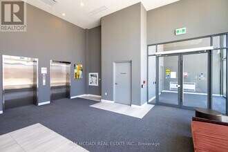859-859 The Queensway in Toronto, ON - Building Photo - Building Photo