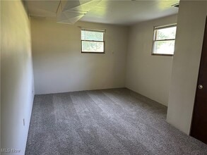 771 E Park Ave in Columbiana, OH - Building Photo - Building Photo