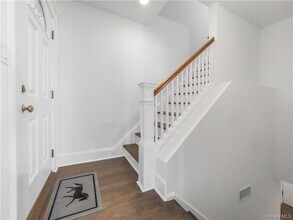 29 Fremont St, Unit B in Harrison, NY - Building Photo - Building Photo