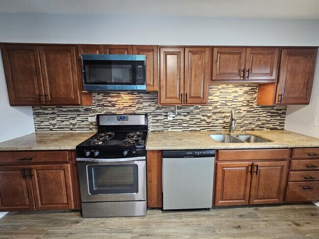 1395 Freeland Ave in Calumet City, IL - Building Photo - Building Photo