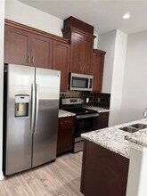 4403 Nichols St in Houston, TX - Foto de edificio - Building Photo