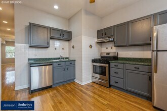 3818 W Ainslie St in Chicago, IL - Building Photo - Building Photo