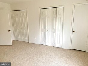 3945 Lyndhurst Dr in Fairfax, VA - Building Photo - Building Photo