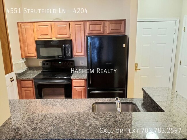 4551 Strutfield Ln in Alexandria, VA - Building Photo - Building Photo