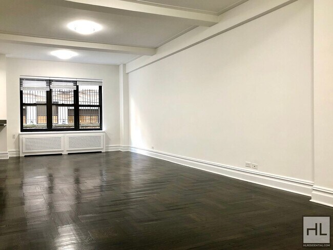 property at 137 E 38th St