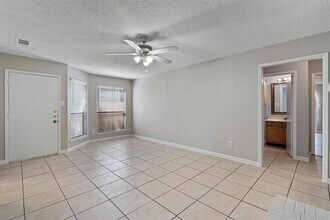 13357 Water Oak Ln in Austin, TX - Building Photo - Building Photo