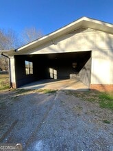 5569 Fosters Mill Rd in Cave Spring, GA - Building Photo - Building Photo
