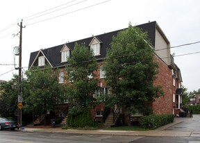 174-180 Hallam St in Toronto, ON - Building Photo