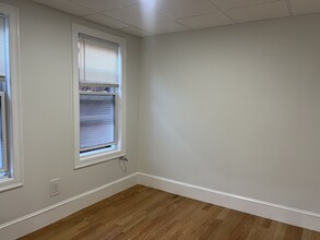 11 Henchman St, Unit 3 in Boston, MA - Building Photo - Building Photo