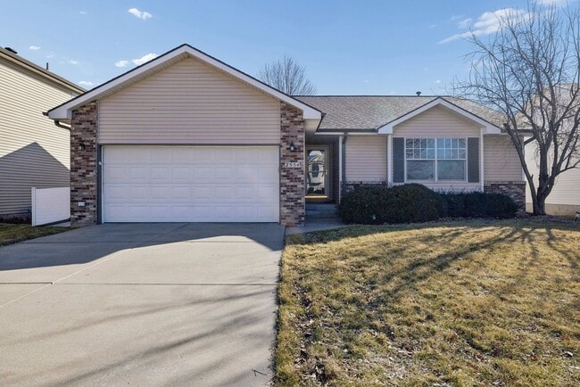 property at 2554 SW 19th St