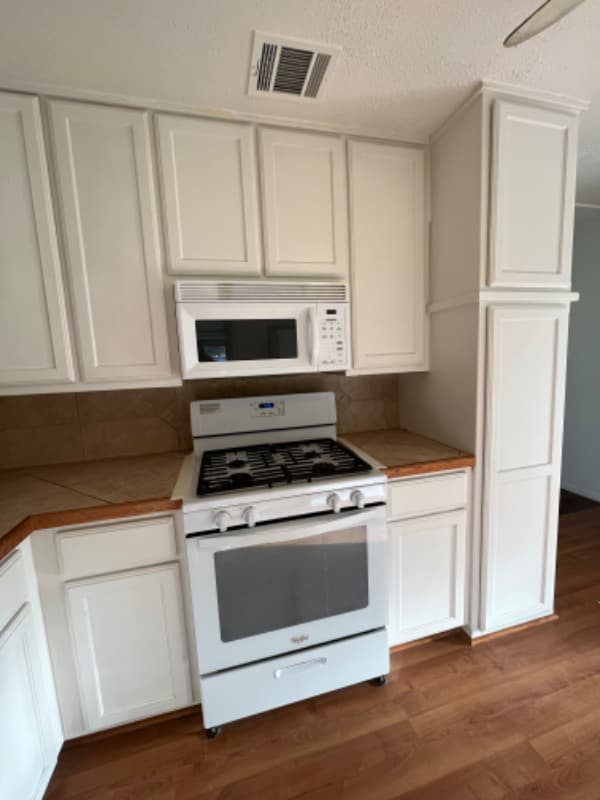 property at 102 E Pecan St