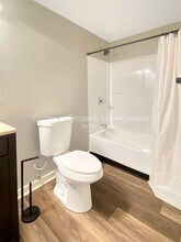 921 Fulton St E in Grand Rapids, MI - Building Photo - Building Photo