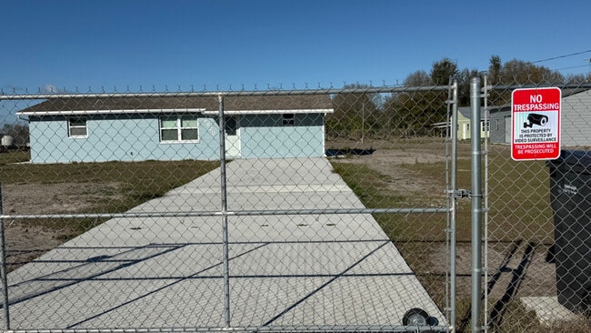 6620 Grace Sweat Rd in Riverview, FL - Building Photo - Building Photo