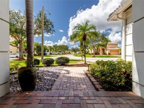 903 NW 167th Ave in Pembroke Pines, FL - Building Photo - Building Photo