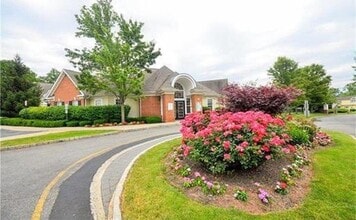 933 Del Negro Ct, Unit Traditions in South Plainfield, NJ - Building Photo - Building Photo
