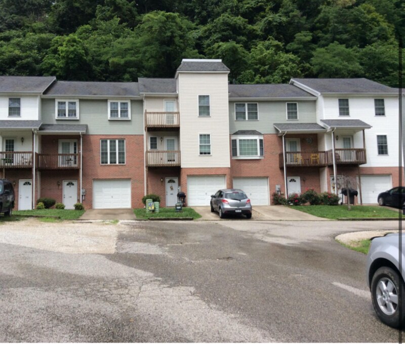 4 Wood Lane in Huntington, WV - Building Photo