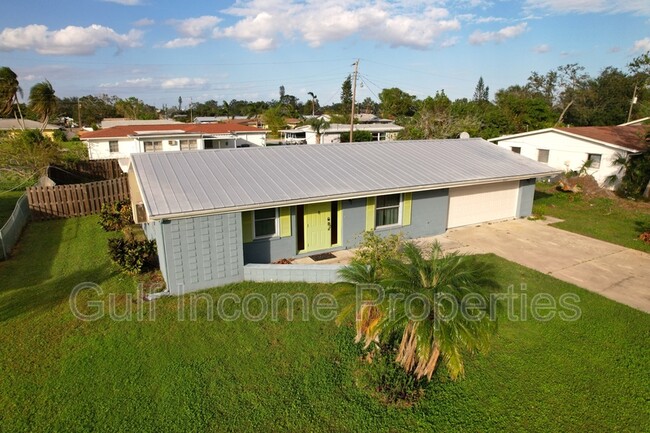 4633 Orlando Cir in Bradenton, FL - Building Photo - Building Photo