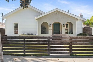 2813 Military Ave in Los Angeles, CA - Building Photo