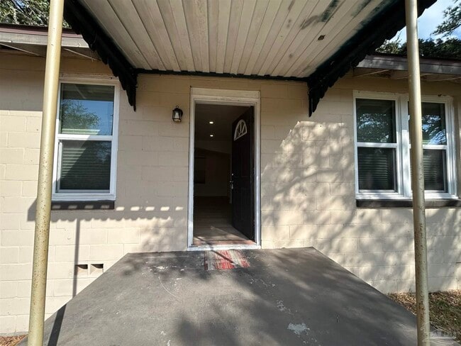 510 Palisade Rd in Pensacola, FL - Building Photo - Building Photo