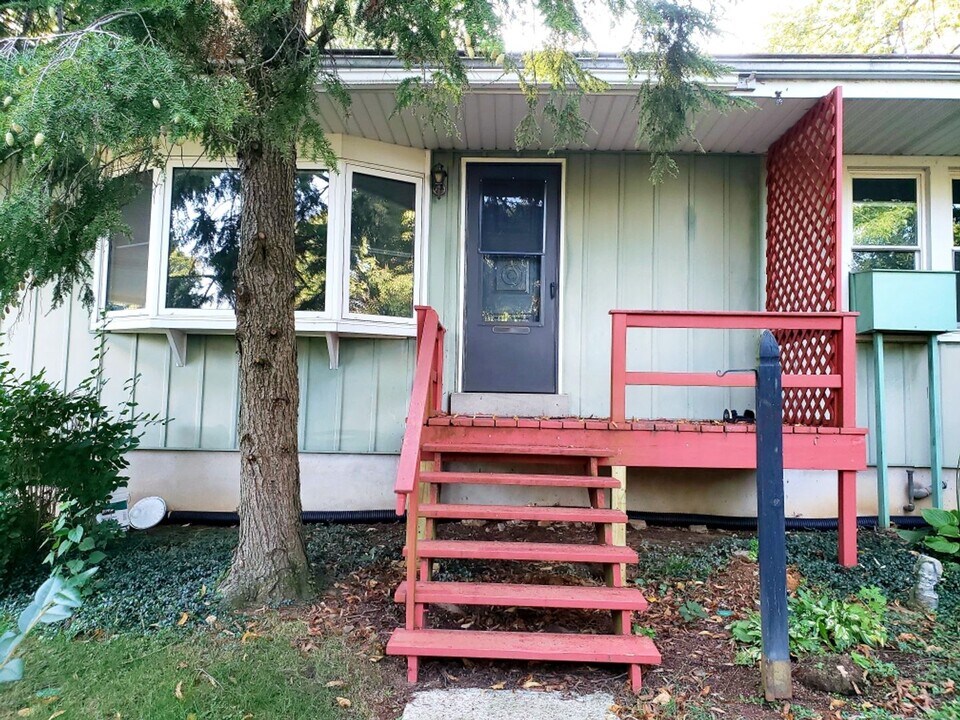 1011-1013 Elm St in Lebanon, PA - Building Photo