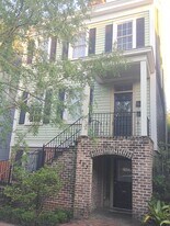 203 W Waldburg St, Unit Penthouse in Savannah, GA - Building Photo