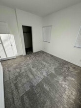 600 Carriage Hill Dr in Las Vegas, NV - Building Photo - Building Photo
