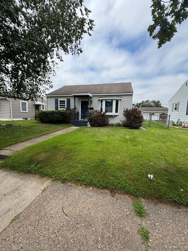 property at 2606 15th St S