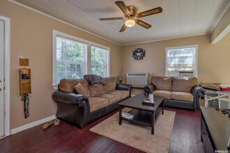 636 Myrtle Ave in Placerville, CA - Building Photo - Building Photo