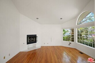 2534 Wellesley Ave in Los Angeles, CA - Building Photo - Building Photo