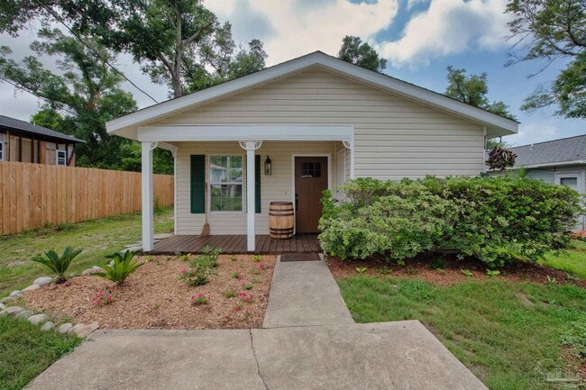 property at 304 N E St