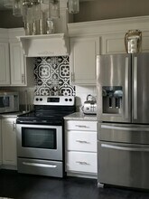 210 Heritage Ln in Carmel, IN - Building Photo - Building Photo