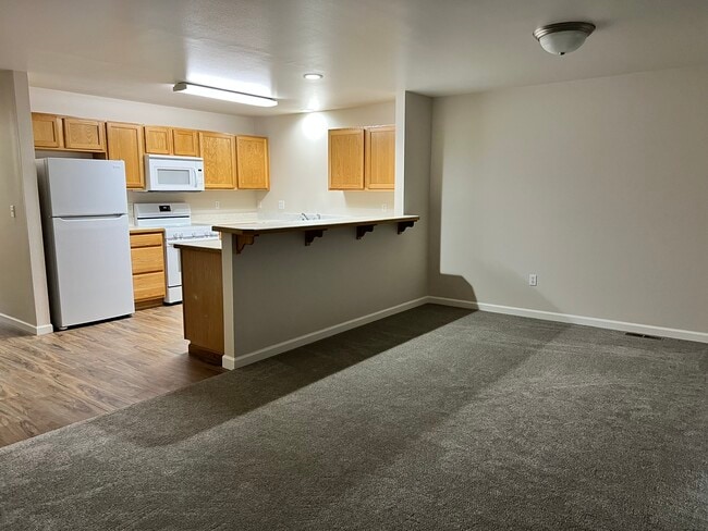 5553 Glenridge Way in Klamath Falls, OR - Building Photo - Building Photo