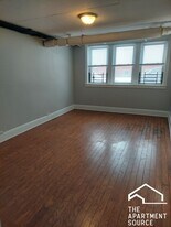 2200 N Avers Ave in Chicago, IL - Building Photo