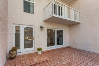 1173 Hillsboro Mile in Hillsboro Beach, FL - Building Photo - Building Photo