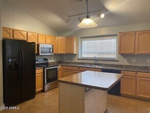 533 E Angeline Ave in Queen Creek, AZ - Building Photo - Building Photo