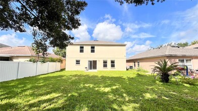 737 Battery Pointe Dr in Orlando, FL - Building Photo - Building Photo