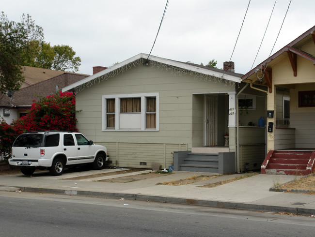 423-425 S 22nd St in Richmond, CA - Foto de edificio - Building Photo