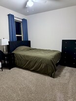 75119 Ennis in Ennis, TX - Building Photo