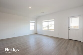 6743 Arid Wy in San Antonio, TX - Building Photo - Building Photo