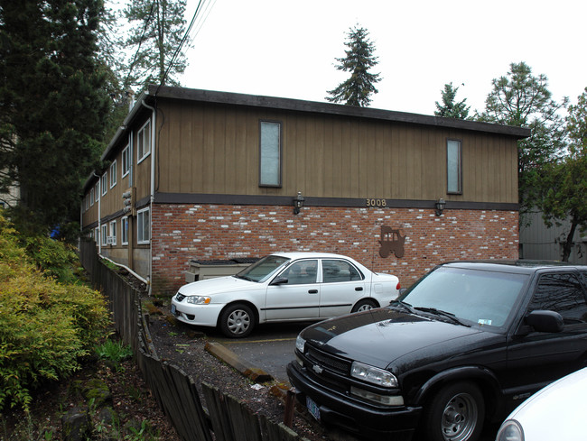 3008 Willamette St in Eugene, OR - Building Photo - Building Photo