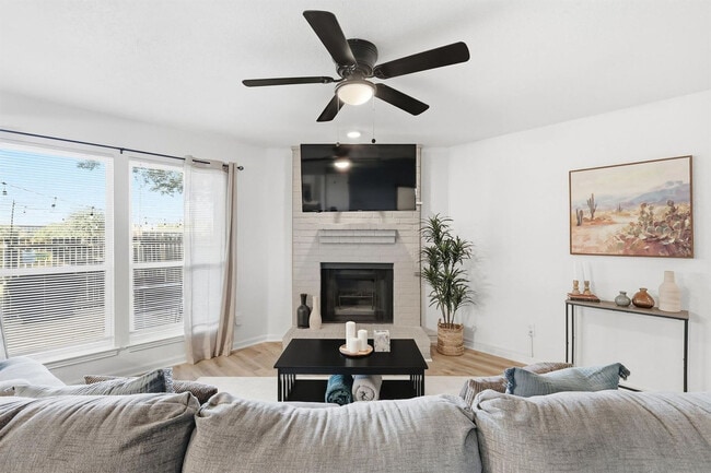 property at 2162 E Arkansas Ln