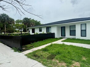 20640 Manta Dr in Cutler Bay, FL - Building Photo - Building Photo