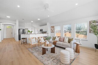 11704 Long Rifle Cove in Austin, TX - Building Photo - Building Photo