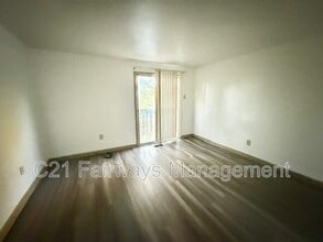 335 Dersam St in McKeesport, PA - Building Photo - Building Photo