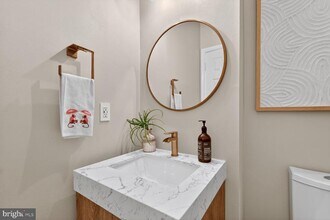 8713 Wadebrook Terrace in Springfield, VA - Building Photo - Building Photo