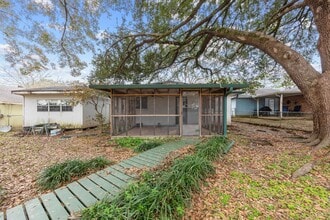 137 Amber St in Lafayette, LA - Building Photo - Building Photo