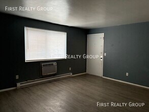 4909 Northcutt Pl in Dayton, OH - Building Photo - Building Photo