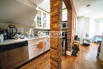 777 Parker St, Unit 1 in Boston, MA - Building Photo - Building Photo