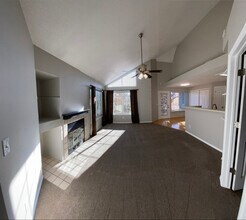 882 S Reed Ct in Lakewood, CO - Building Photo - Building Photo