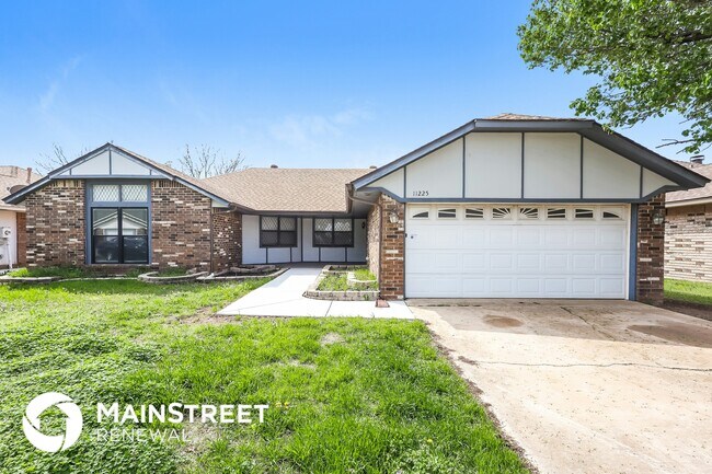 11225 Cimarron Dr